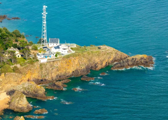 Vue aérienne de la pointe de Chémoulin et du sémaphore.